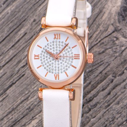 Rose Retro Minimal Beyaz Deri Kordon Vintage Taşlı Kadın Kol Saati Yeni Moda