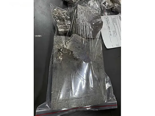 vitrin-1122 Bizmut Bismuth Metal Dekorasyon B92X