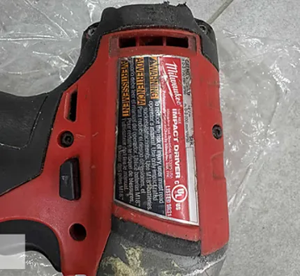 Milwaukee Mandrenli Darbeli Kullanilmis Akü Yok R30X