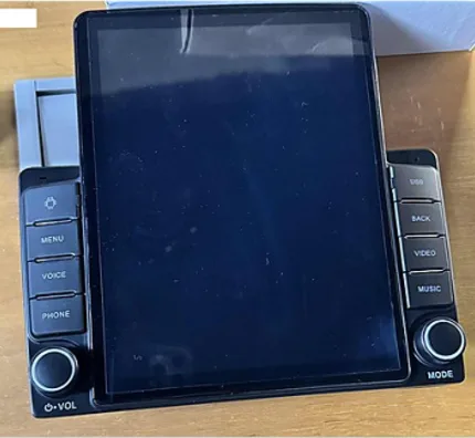 Cherokee 1999-2004 model 9,5 tesla ekran ve çerçeve takımı Q48A