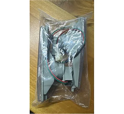 Volkswagen Golf II Ön Reflektörü 121595B Q245A