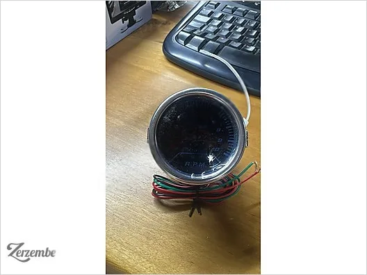 Araç 2 52mm Takometre Beyaz Q198A