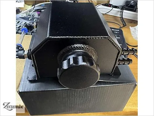 Generic Motor Soğutucu Tankı, Radyatör Genleşme Tankı Q44B