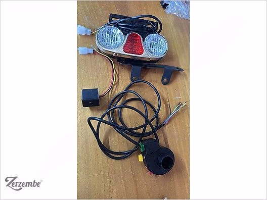Evrensel Elektrikli Motosiklet Arka Stop Lambası Q35H Evrensel Elektrikli Motosiklet Arka Stop Lambası Q35H