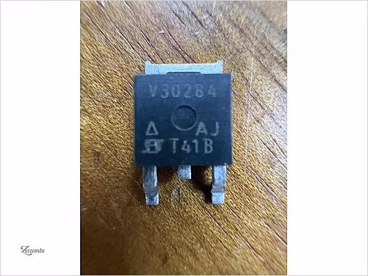 V30284 Entegre Devre E90X V30284 Entegre Devre E90X